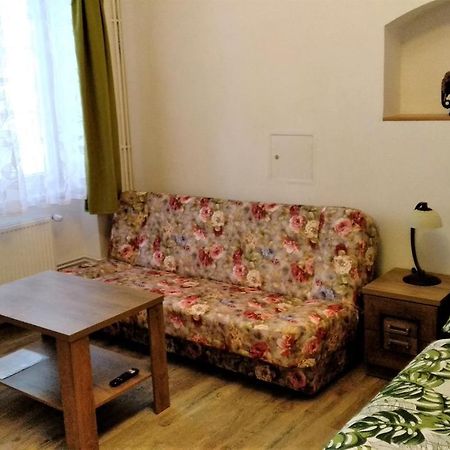 Apartmány Kukaččí hnízdo Benesov nad Ploucnici Exterior foto