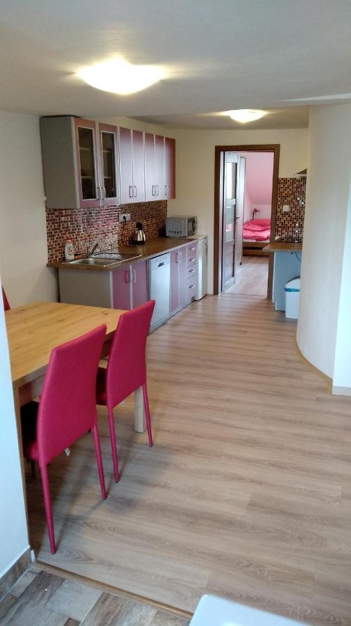 Apartmány Kukaččí hnízdo Benesov nad Ploucnici Exterior foto